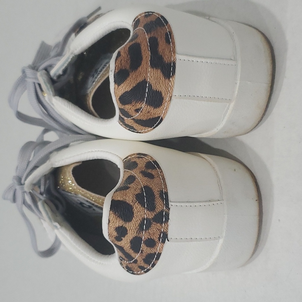 Simply Southern Shoes Size 8 - Picture 4 of 7